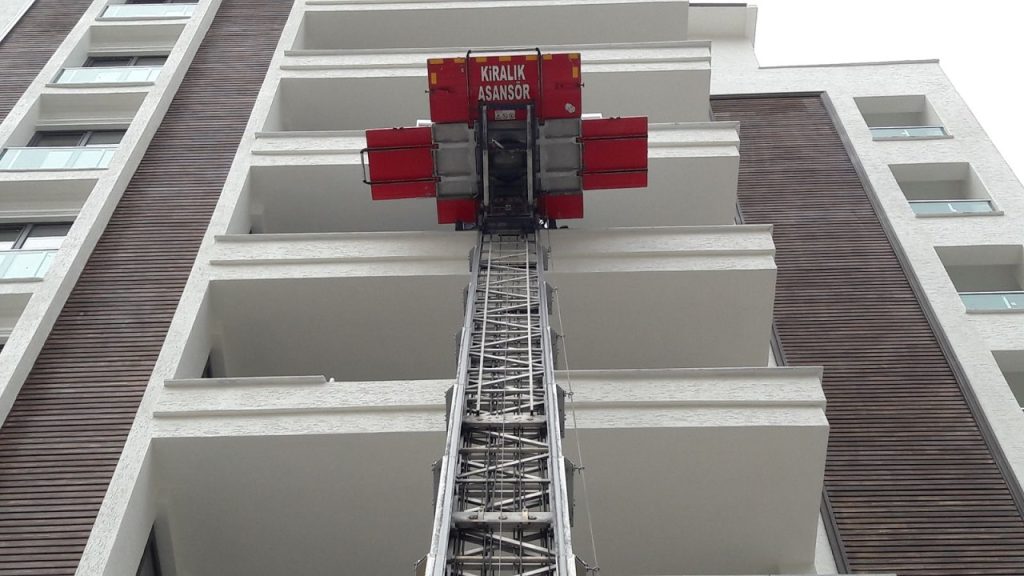 asansörlü vinç taşıma (1)